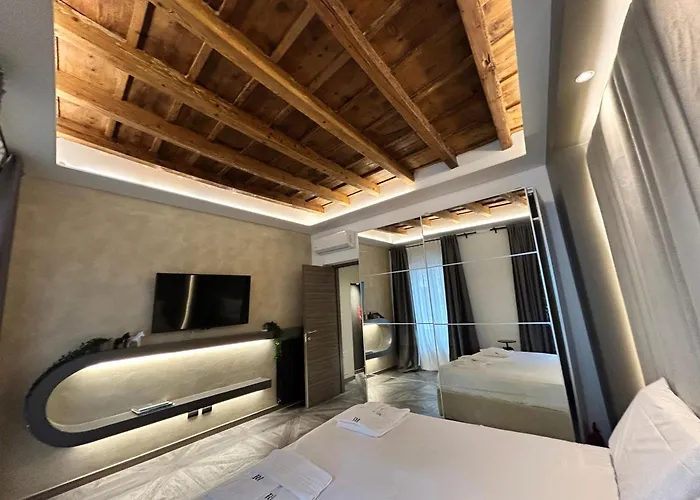 Apartment Davinci Near Duomo